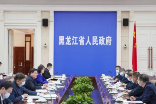 李寅董事長參加黑龍江省上市工作座談會，并代表上市公司做了典型發(fā)言