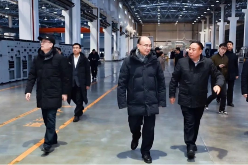 黑龍江省委書記、省人大常委會(huì)主任許勤蒞臨九洲集團(tuán)實(shí)地調(diào)研